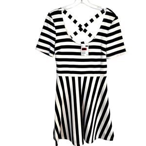NWT H&M Women's Dress Small White Black Stripe Sleeveless Misses Size 4 6 New